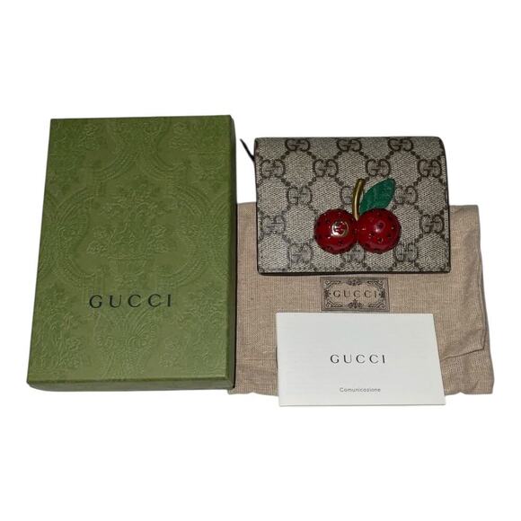 GUCCI Cherry GG Supreme  Beige Gray Bi-fold Wallet W/Box and Card - Picture 1 of 16